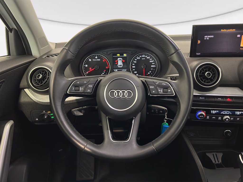 AUDI Q2 30 2.0 tdi admired s-tronic