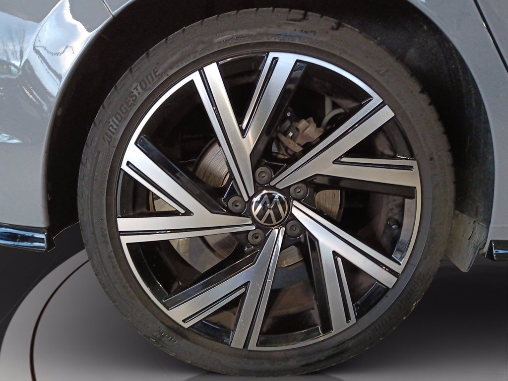 VOLKSWAGEN Golf 1.5 tsi evo r-line 130cv