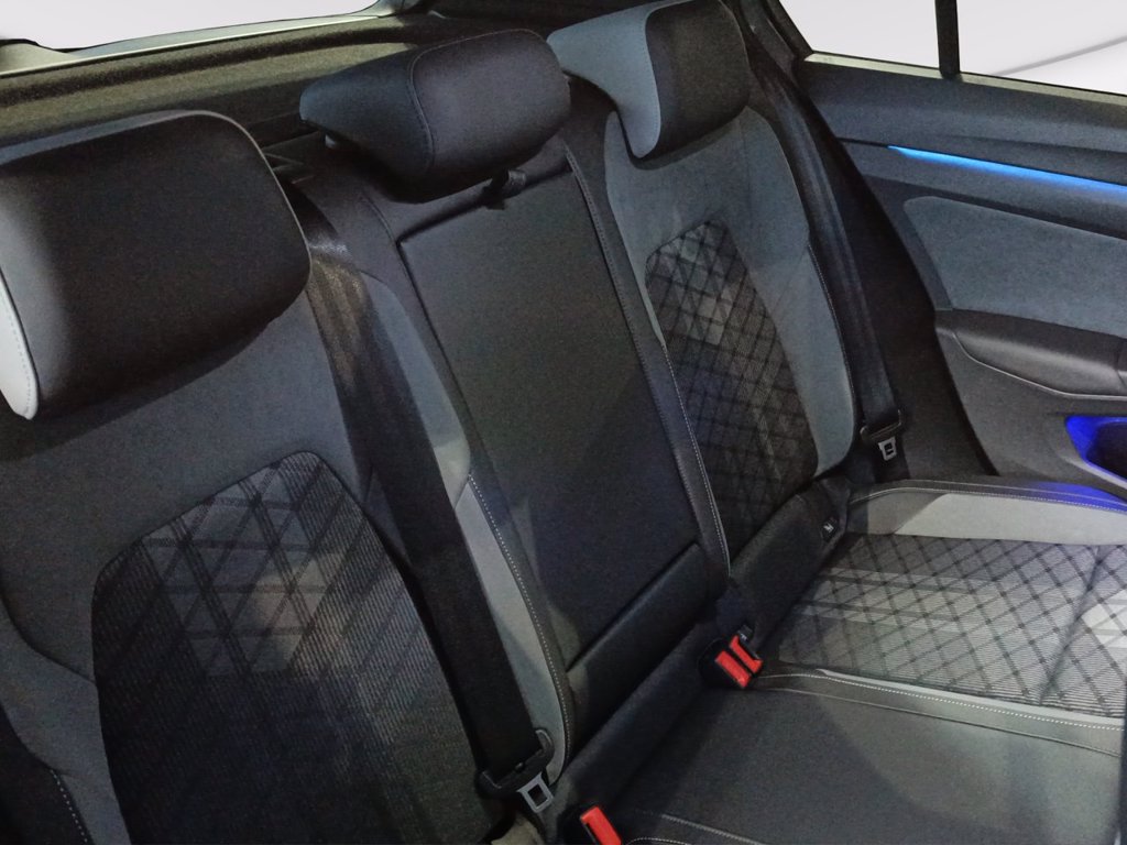 VOLKSWAGEN Golf 1.5 tsi evo r-line 130cv