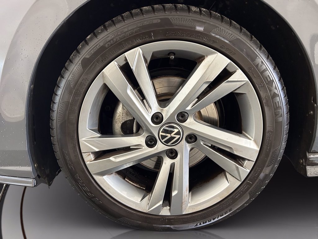 VOLKSWAGEN Golf 1.5 tsi evo r-line 150cv