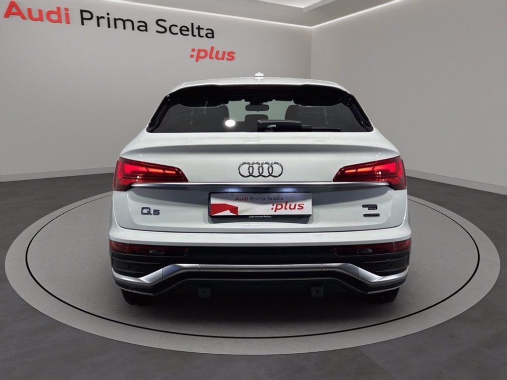 AUDI Q5 sportback 40 2.0 tdi mhev 12v s line quattro s-tronic