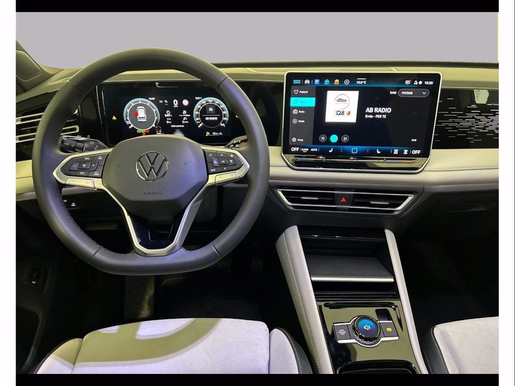 VOLKSWAGEN Tiguan 1.5 etsi elegance 150cv dsg