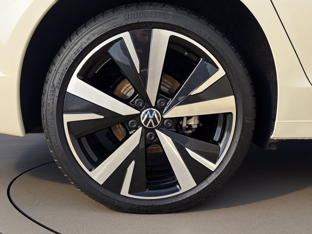 VOLKSWAGEN Golf 1.5 tsi style 150cv