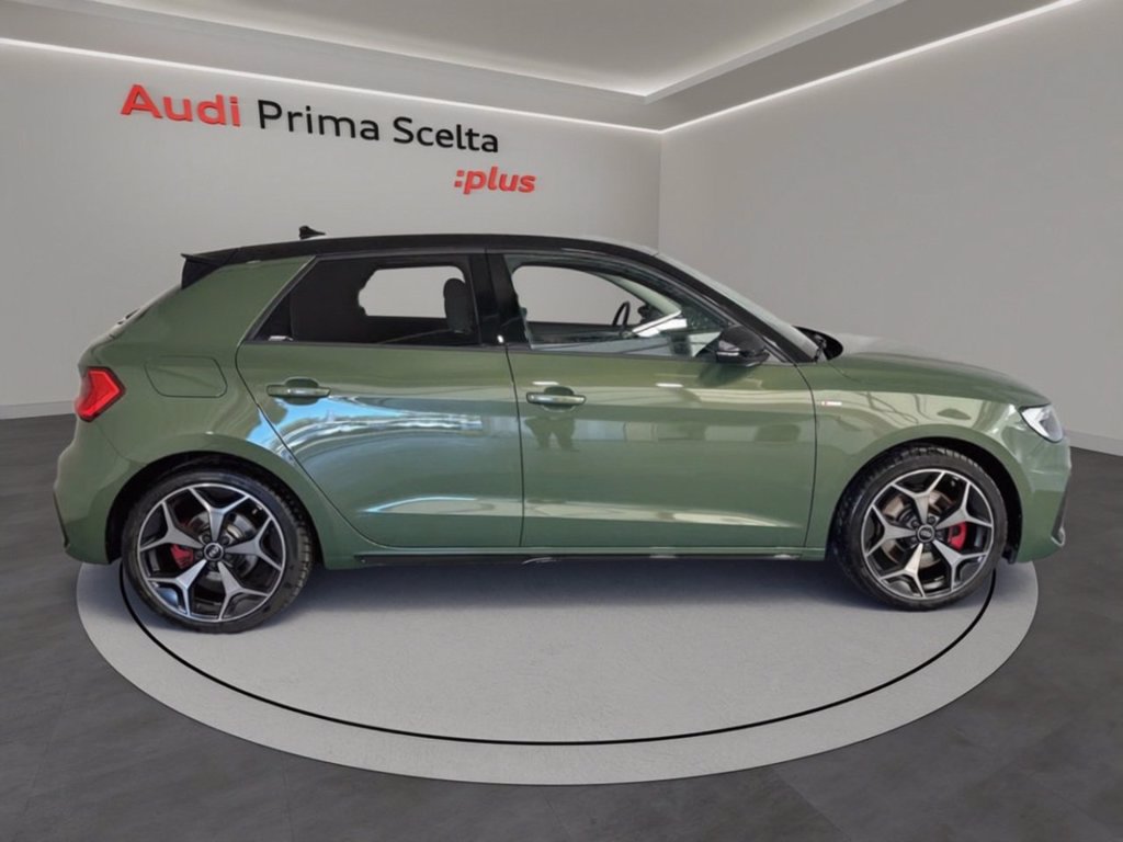 AUDI A1 sportback 40 2.0 tfsi identity black 207cv s-tronic