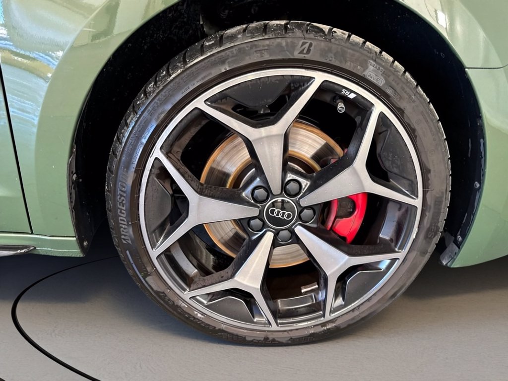 AUDI A1 sportback 40 2.0 tfsi identity black 207cv s-tronic