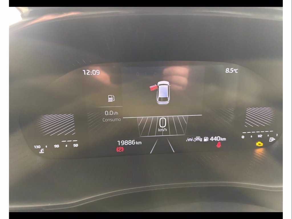 SKODA Fabia 1.0 tsi young edition 95cv