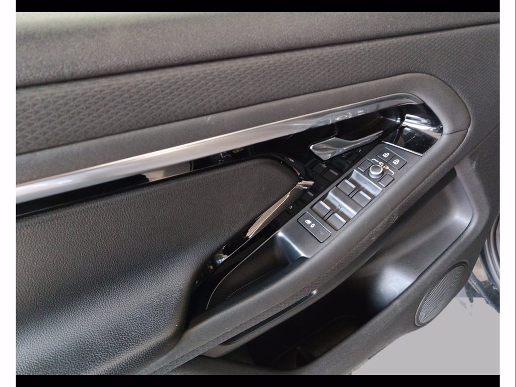 LAND ROVER Range rover evoque 2.0d i4 mhev r-dynamic se awd 204cv auto