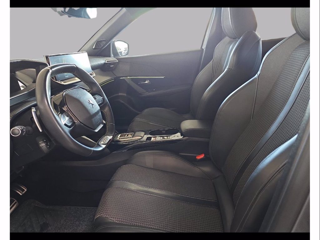 PEUGEOT 2008 1.5 bluehdi gt pack s&s 130cv eat8