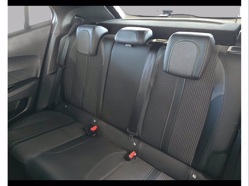 PEUGEOT 2008 1.5 bluehdi gt pack s&s 130cv eat8