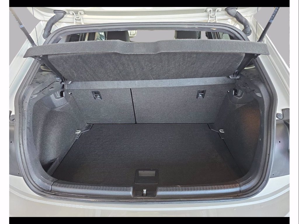 VOLKSWAGEN Polo 1.0 tsi r-line 95cv