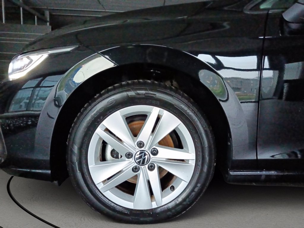 VOLKSWAGEN Golf 2.0 tdi life 115cv