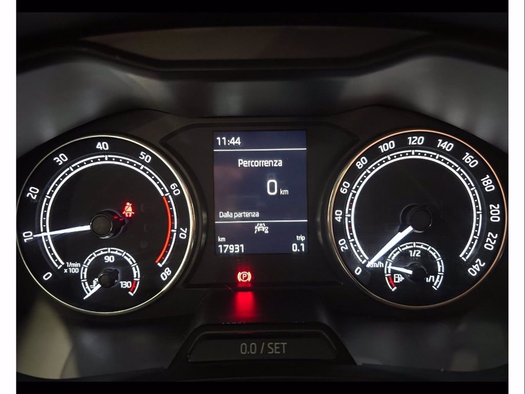 SKODA Kamiq 1.0 tsi ambition 110cv