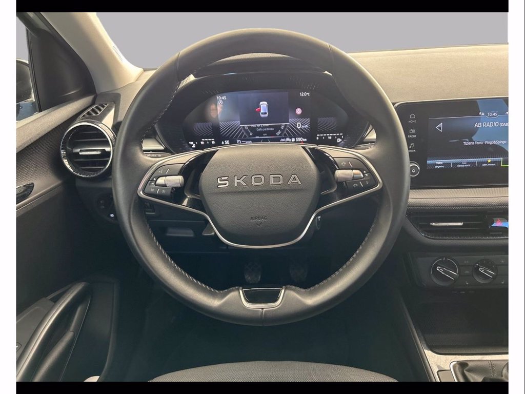 SKODA Fabia 1.0 tsi young edition 95cv