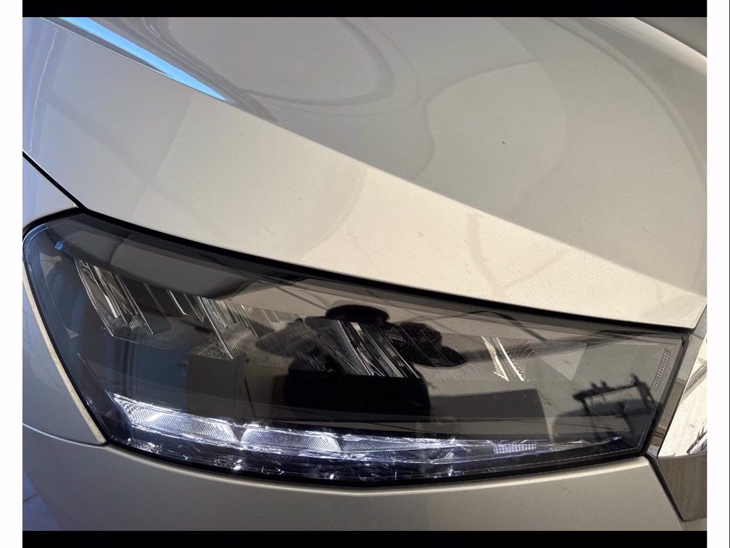 SKODA Fabia 1.0 tsi young edition 95cv