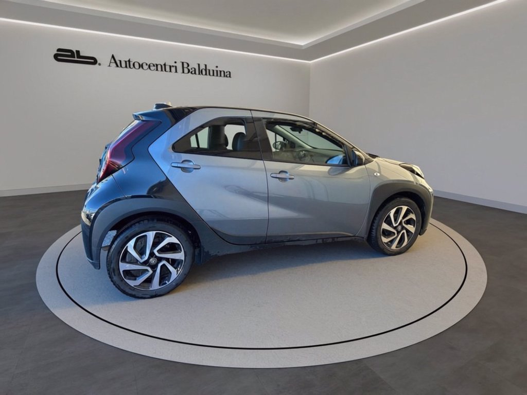 TOYOTA Aygo x 1.0 active 72cv
