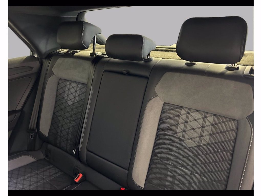 VOLKSWAGEN T-roc 1.5 tsi r-line dsg