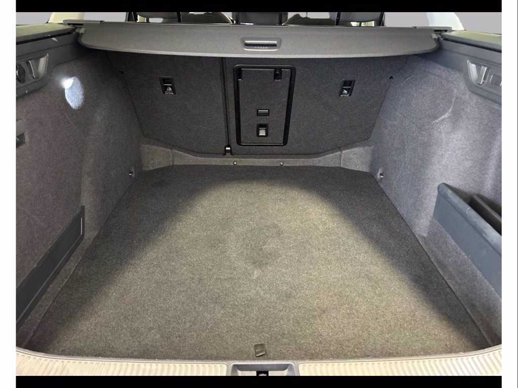 SKODA Superb wagon 2.0 tdi selection 150cv dsg