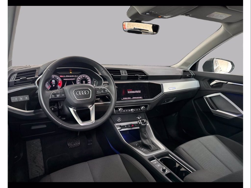 AUDI Q3 35 2.0 tdi business advanced s-tronic