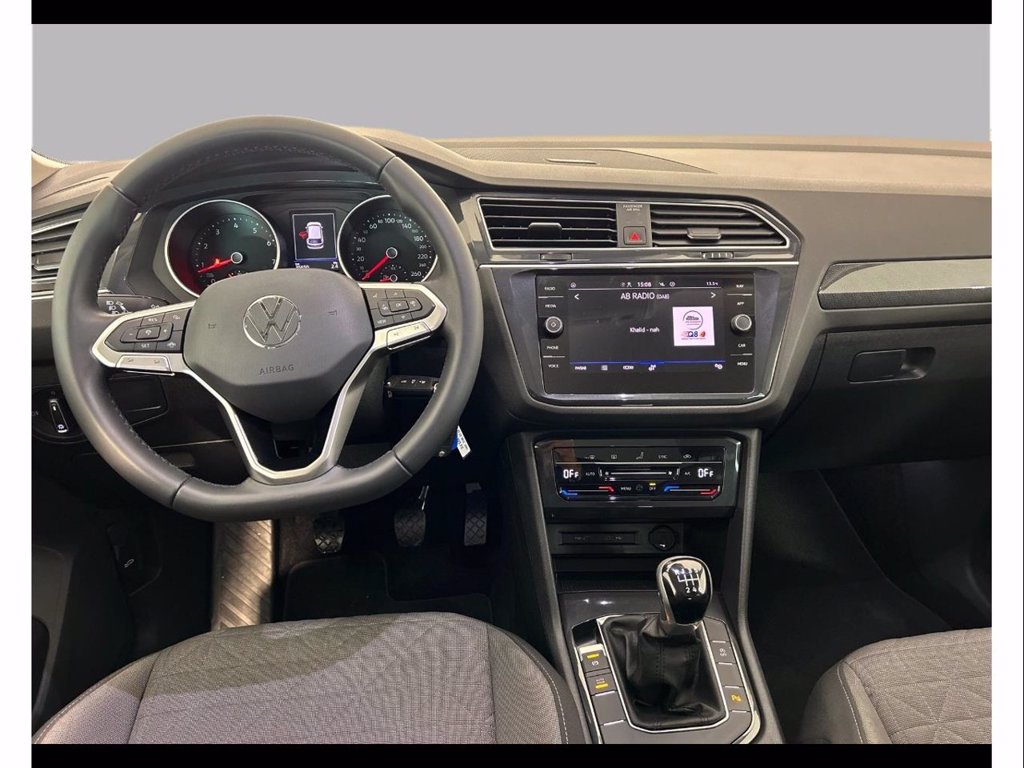 VOLKSWAGEN Tiguan 1.5 tsi life 130cv