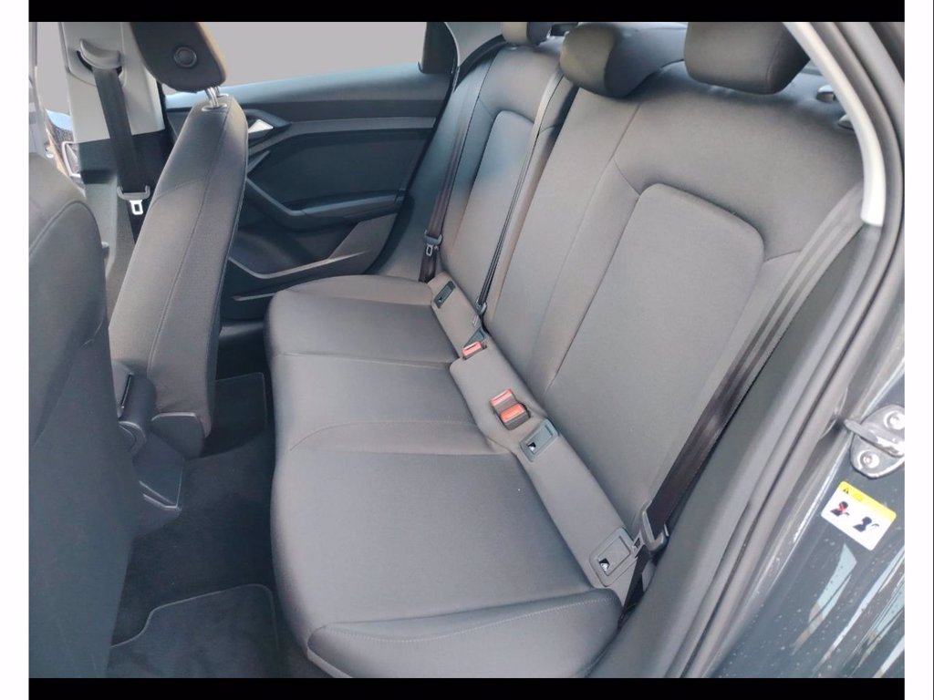 AUDI A1 sportback 30 1.0 tfsi admired 110cv s-tronic