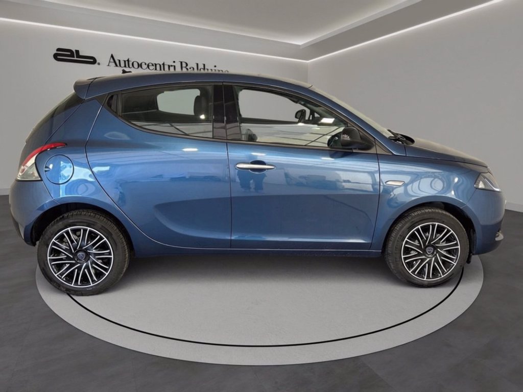 LANCIA Ypsilon 1.0 firefly hybrid gold s&s 70cv