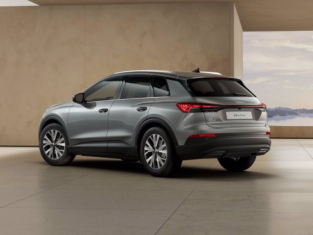 AUDI Q4 e-tron 40