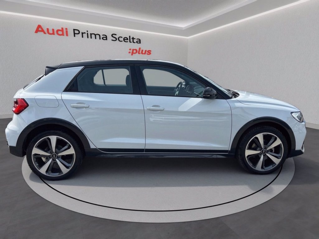 AUDI A1 allstreet 30 1.0 tfsi identity contrast 110cv