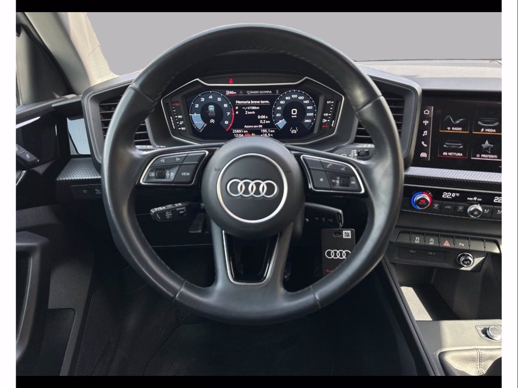 AUDI A1 allstreet 30 1.0 tfsi identity contrast 110cv