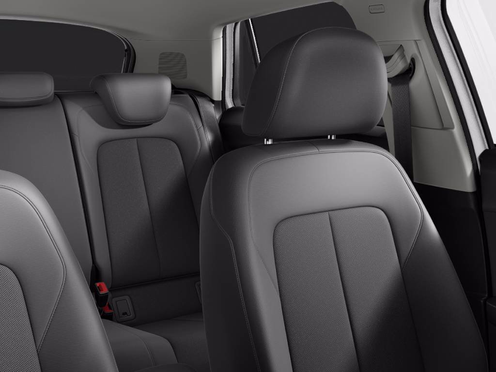 AUDI Q2 35 1.5 tfsi identity black s-tronic