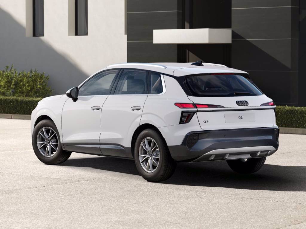 AUDI Q3 2.0 tdi business 150cv s-tronic