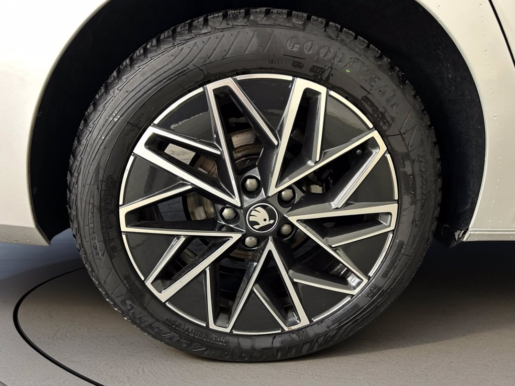 SKODA Octavia wagon 2.0 tdi executive 150cv dsg