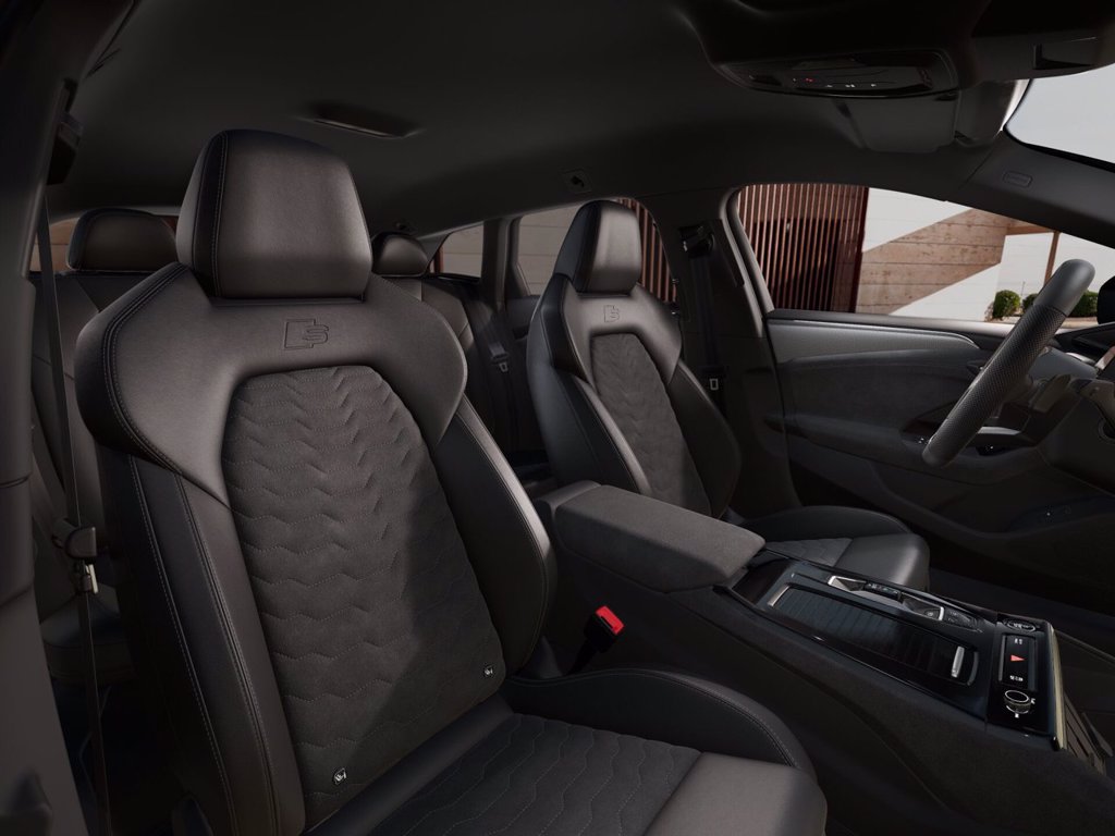 AUDI A6 avant e-tron s line edition 286cv