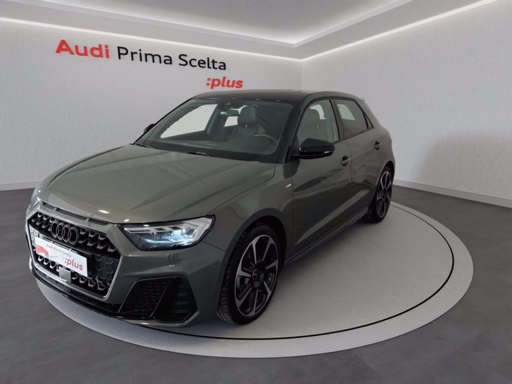 AUDI A1 sportback 30 1.0 tfsi identity black 110cv s-tronic