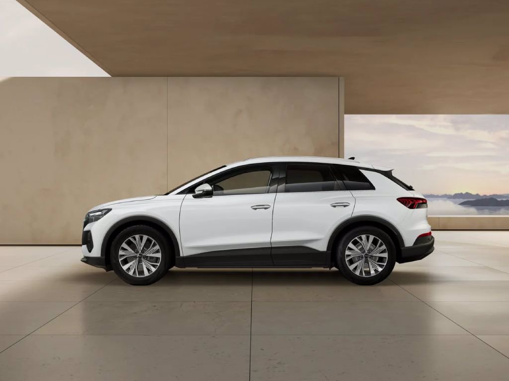 AUDI Q4 e-tron 40