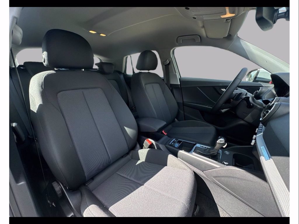 AUDI Q2 35 2.0 tdi business advanced s-tronic