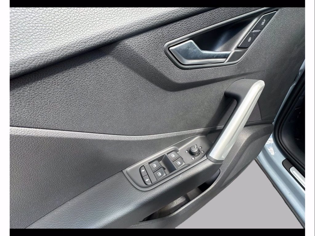 AUDI Q2 35 2.0 tdi business advanced s-tronic