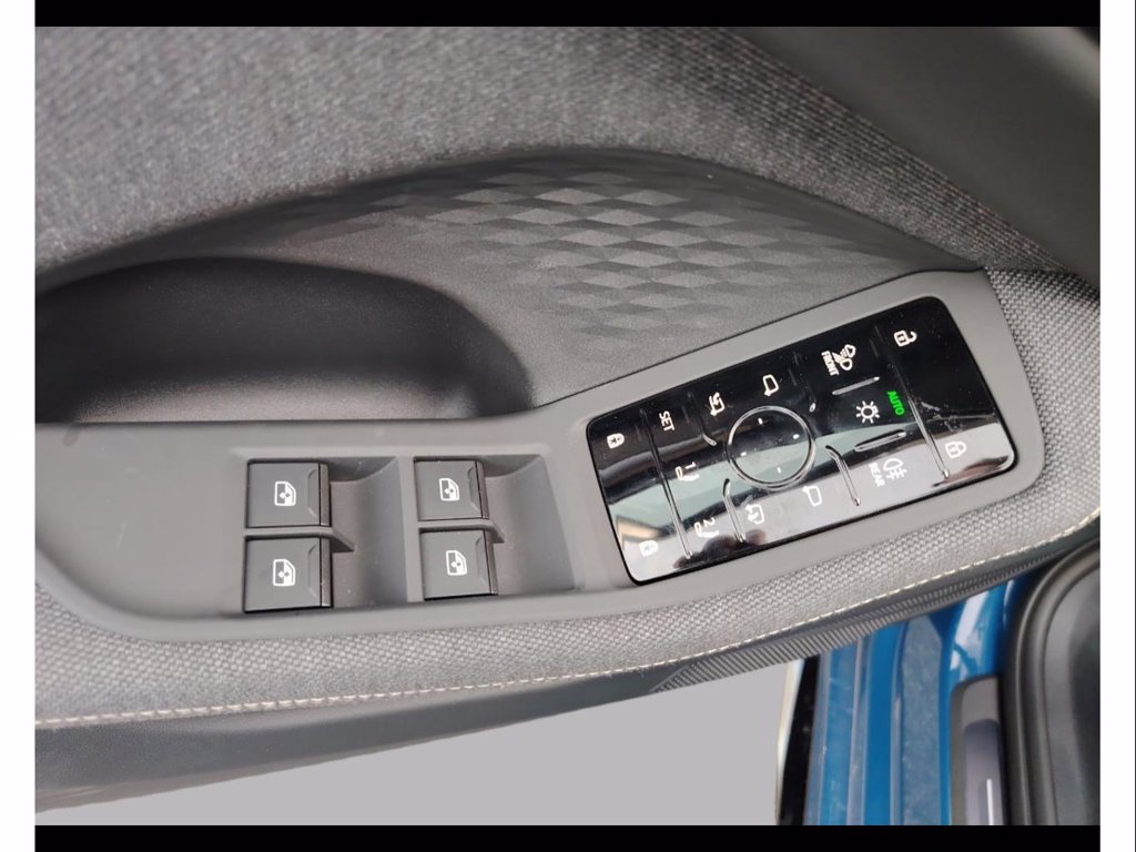 AUDI A6 avant 2.0 tdi mhev + business advanced quattro 204cv s-tronic