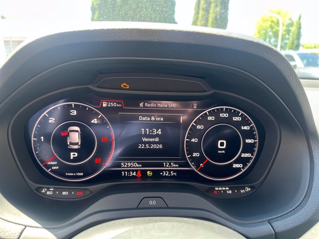 AUDI Q2 30 2.0 tdi s line edition s-tronic