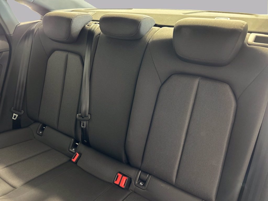 AUDI A3 sedan 30 1.0 tfsi business advanced