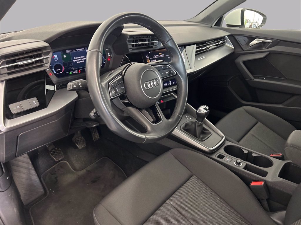 AUDI A3 sedan 30 1.0 tfsi business advanced