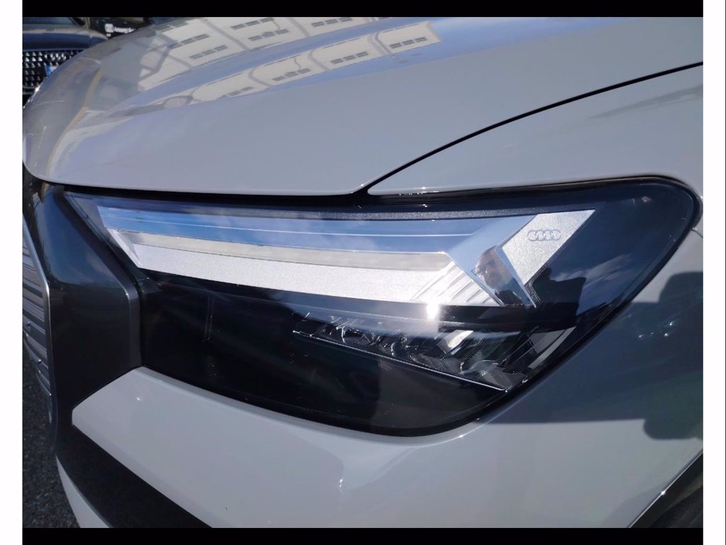 AUDI Q4 e-tron 35 business advanced