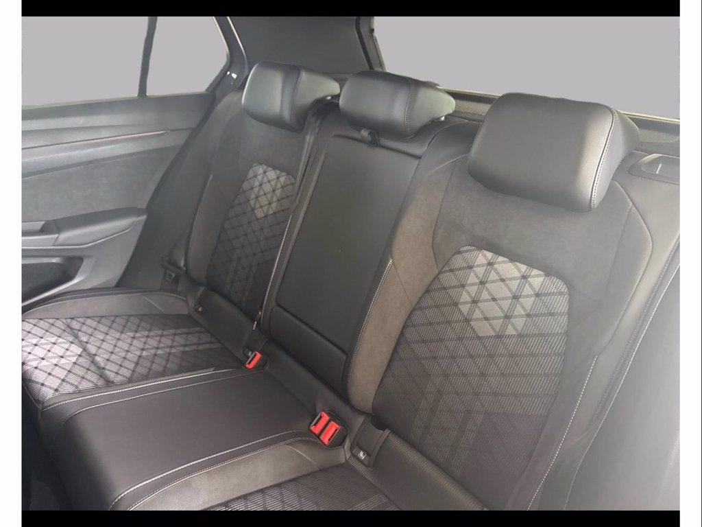 VOLKSWAGEN Golf 2.0 tdi r-line plus 150cv dsg