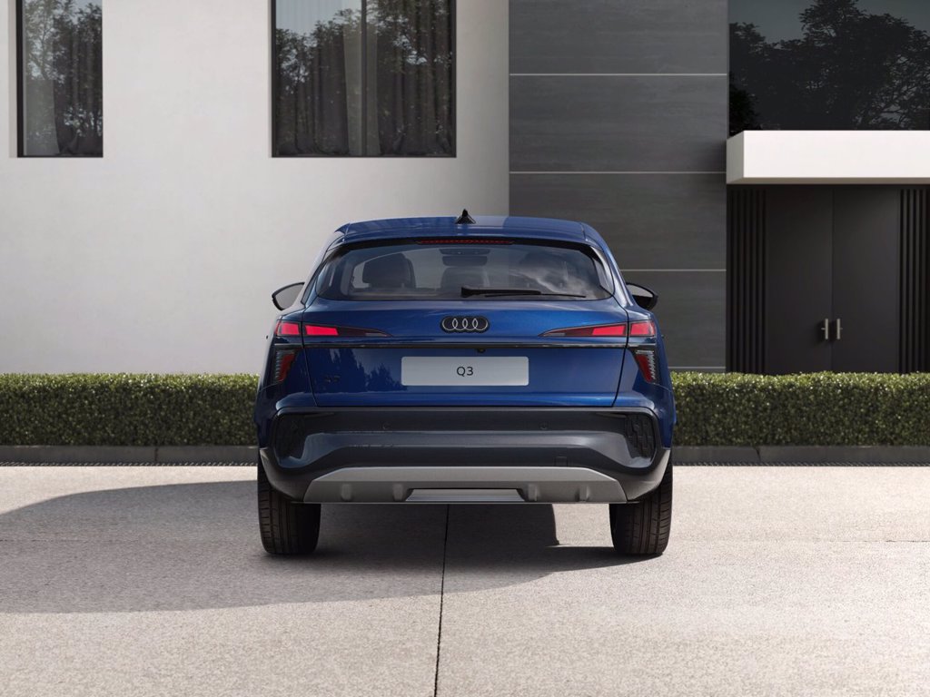 AUDI Q3 sportback 1.5 e-hybrid business advanced 272cv stronic
