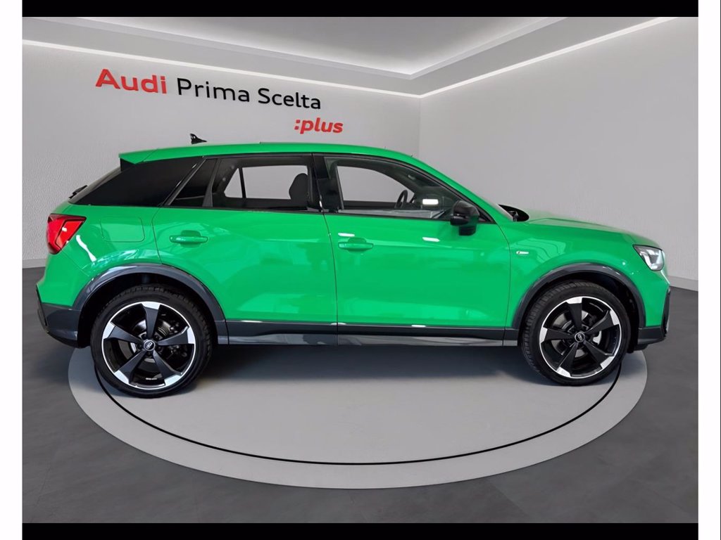 AUDI Q2 40 2.0 tfsi identity black quattro s-tronic