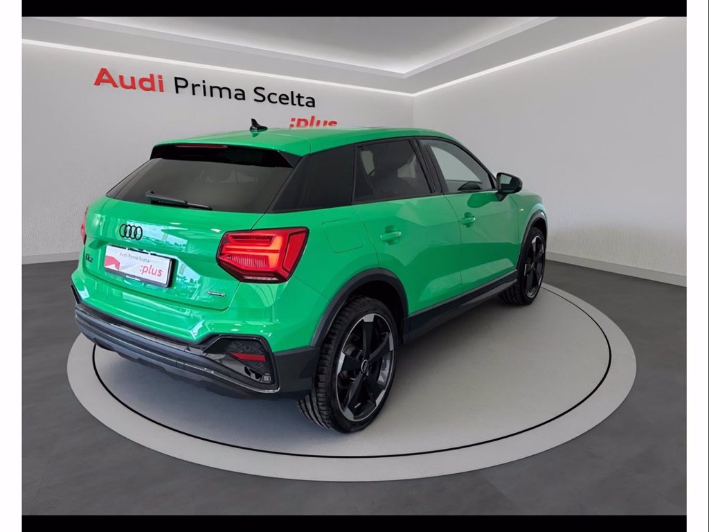 AUDI Q2 40 2.0 tfsi identity black quattro s-tronic