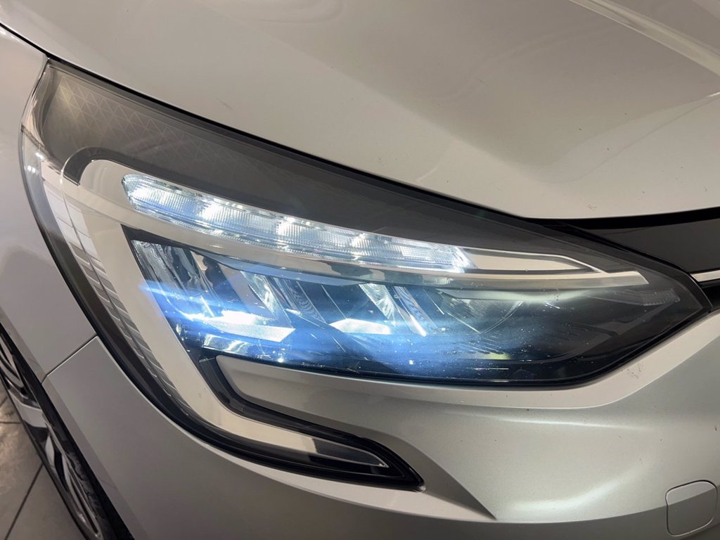 RENAULT Clio 1.6 e-tech hybrid intens 140cv auto