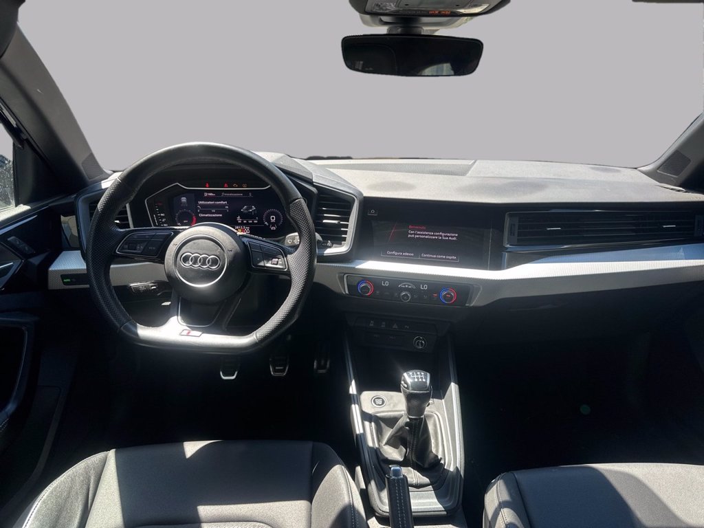 AUDI A1 allstreet 30 1.0 tfsi identity contrast 110cv