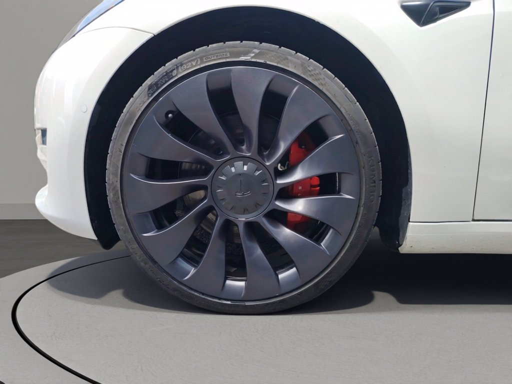 TESLA Model 3 performance dual motor awd