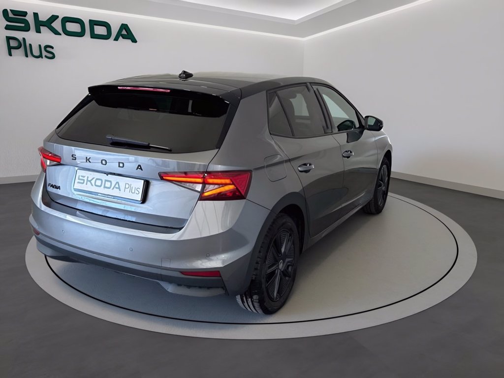 SKODA Fabia 1.0 tsi young edition 95cv