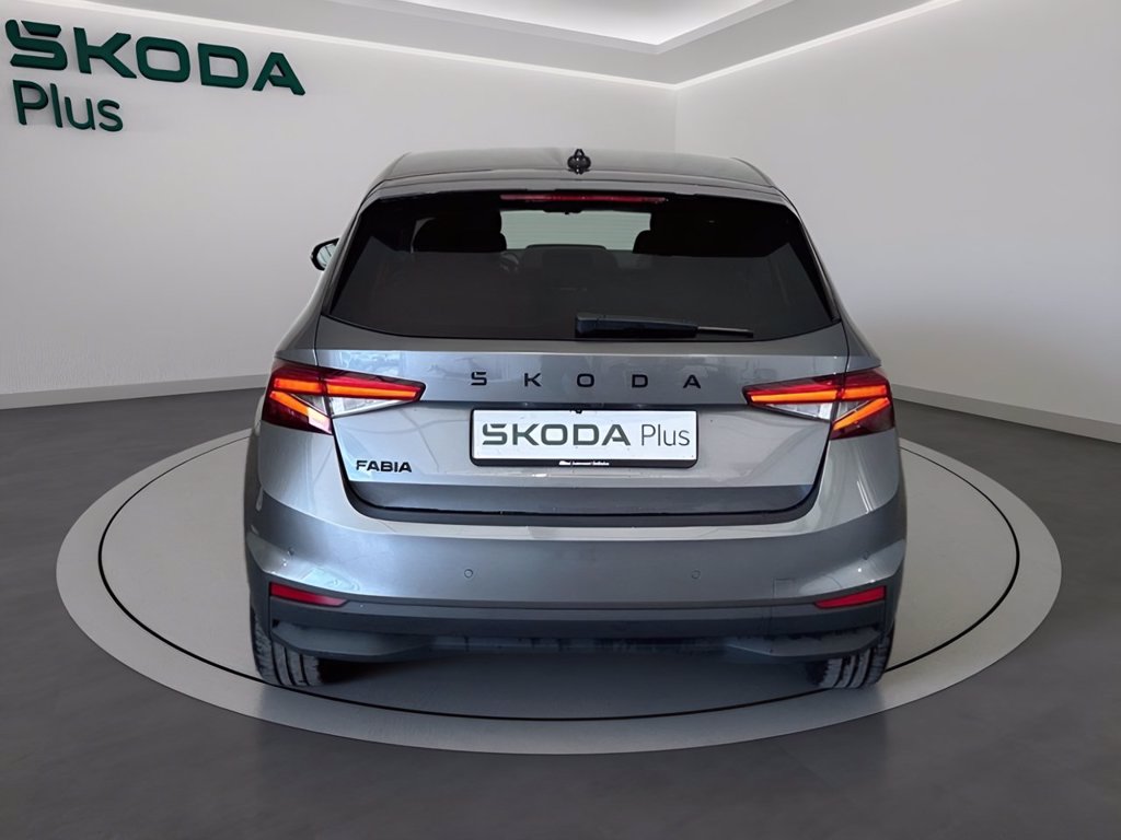 SKODA Fabia 1.0 tsi young edition 95cv